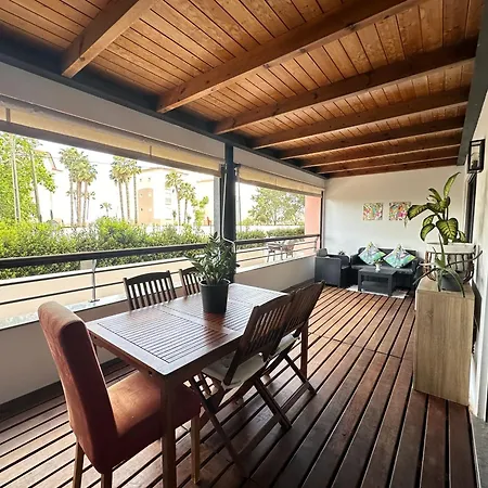 Marina Apartment *